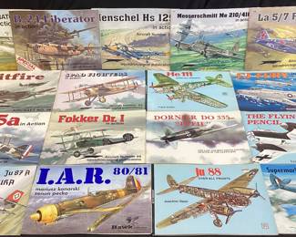 (17) WW2 AIRCRAFT BOOKS, SQUADRON/SIGNAL PUBLICATIONS, HAWK PUBLICATIONS