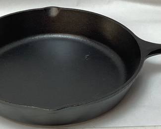 CAST IRON LODGE FRY PAN, 10’’ W