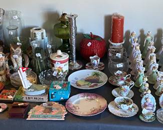 1990's Decor and Collectibles