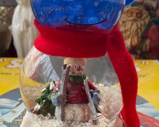 Vintage Lefton Snow Globe