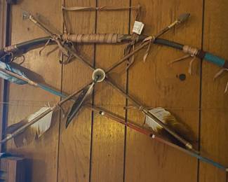Indian Bow and Arrow Wall Decor