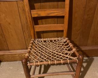 Rope seat chair 