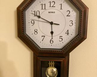 A wall clock that needs a battery.