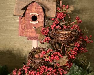 There’s about 10 to 15 bird houses for sale.
