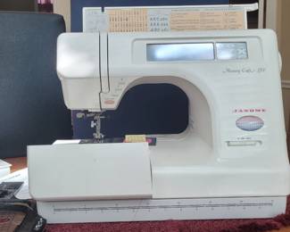 Janome Memory Craft 5700