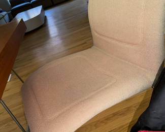 Tulip Chairs!! Iconic Mid Modern oooh ahhhh...