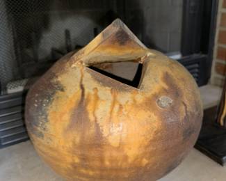 Getting more pix of base..