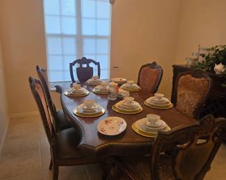 Also 1 set i rose china