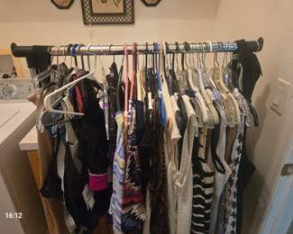 Clothing rack