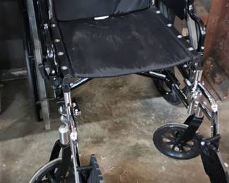 WHEEL CHAIR