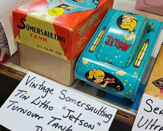 VINTAGE JETSON TURNOVER TANK BOX