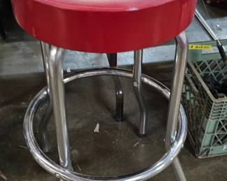 FARMALL WORK STOOL