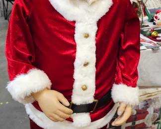 LIFE SIZE SANTA FIGURE DECOR