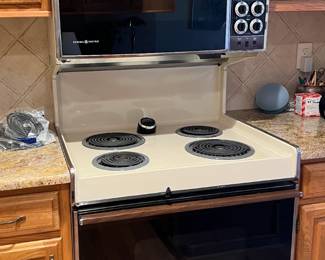 Vintage GE double oven and stove