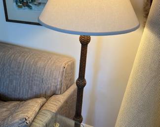 Wicker pole lamp
