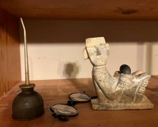 Shelf items in man room