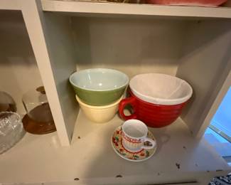 Items in dining area of kitchen