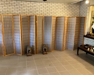 Full picture of size of rice paper screen