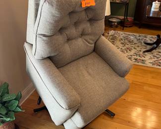 Cara power lift electric recliner. 
