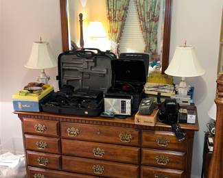 Sumter Dresser With Mirror