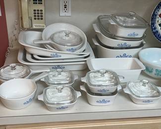Vintage Corning ware blue cornflower