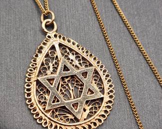14k gold Jewish star necklace 