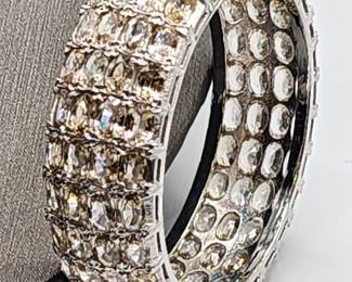Stunning champagne zircon & sterling hinged bangle 