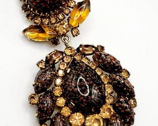 Vintage rhinestone pin