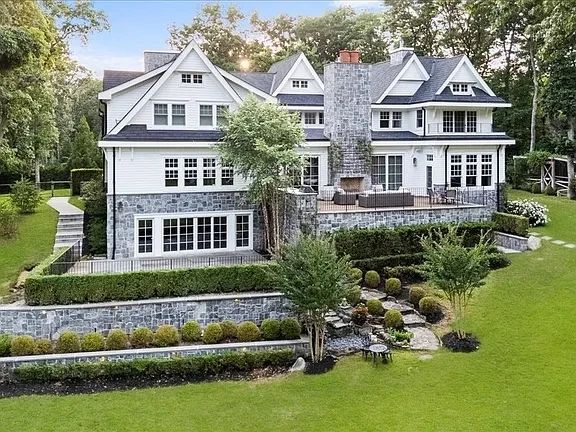 MAGNIFICENT MUTTONTOWN ESTATE