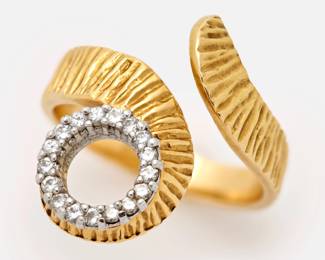 56. 18k Peter Lindeman Bypass Diamond Circle Ring