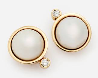 117. Designer 14k Mabe' Pearl Diamond Earrings
