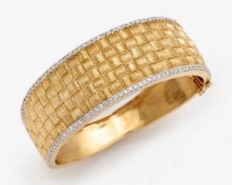 63. 14k Basket Weave Hinged Bangle w/ Diamond Boarder