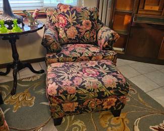 Pair of stunning Lazyboy Armchairs with Ottomans 