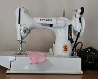 Singer Sewing Machine