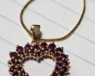 14 kt gold Ring and Chain Garnets