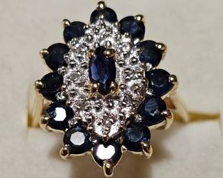 10 kt Gold Ring  sz 6.75