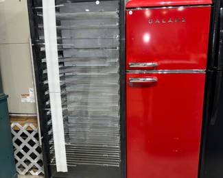 Wine Cooler and Galanz Refrigerator Orlando Estate Auction