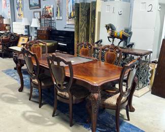 Dining Room Table and chairs orlando Estate Auction