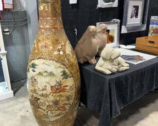 Asian Floor Vase Orlando Estate Auction