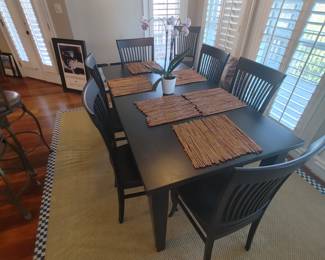 Henredon table and chairs