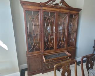 Henredon china cabinet