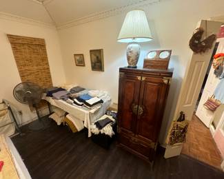 Bernhardt Bed Room Furniture 