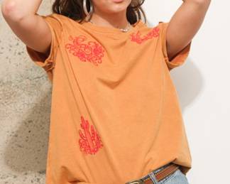 2BlueBFloralWestern EmbroideredGraphicTShirt Apricot