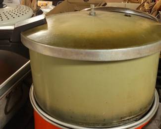 1970s Presto pressure cooker with accessories (inside) 