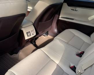 2016 Lexus model ES 350 23k miles, well maintained