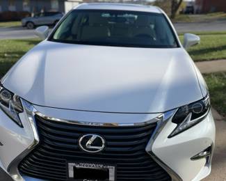 2016 Lexus model ES 350 23k miles, well maintained