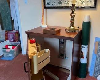 Sylvia Design Sewing Furniture sewing machine table w/lift,