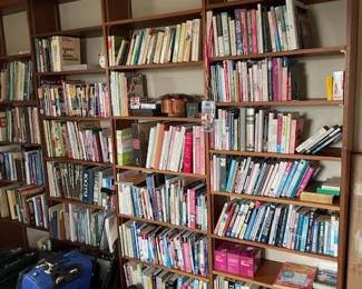 The Books in this estate are fantastic, Many more than are pictured here, in great condition and large variety!