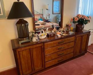 Davis Cabinet Company solid wood dresser (76x18x29) & mirror (33x43)