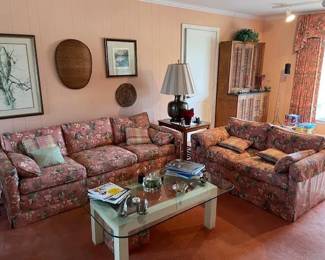 Beautiful Sofa Set, Coffee Table, Art and More!